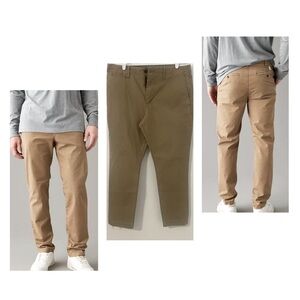 American Eagle Flex Slim Lived-In Khaki Men’s Pants Size 34/30 NWT